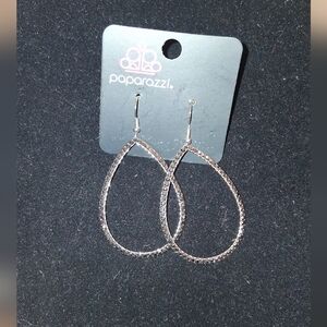 *NWT* PAPARAZZI *CLEARANCE*As Low As $1/A Pc! Build A Bundle Lets Make A Deal!😊